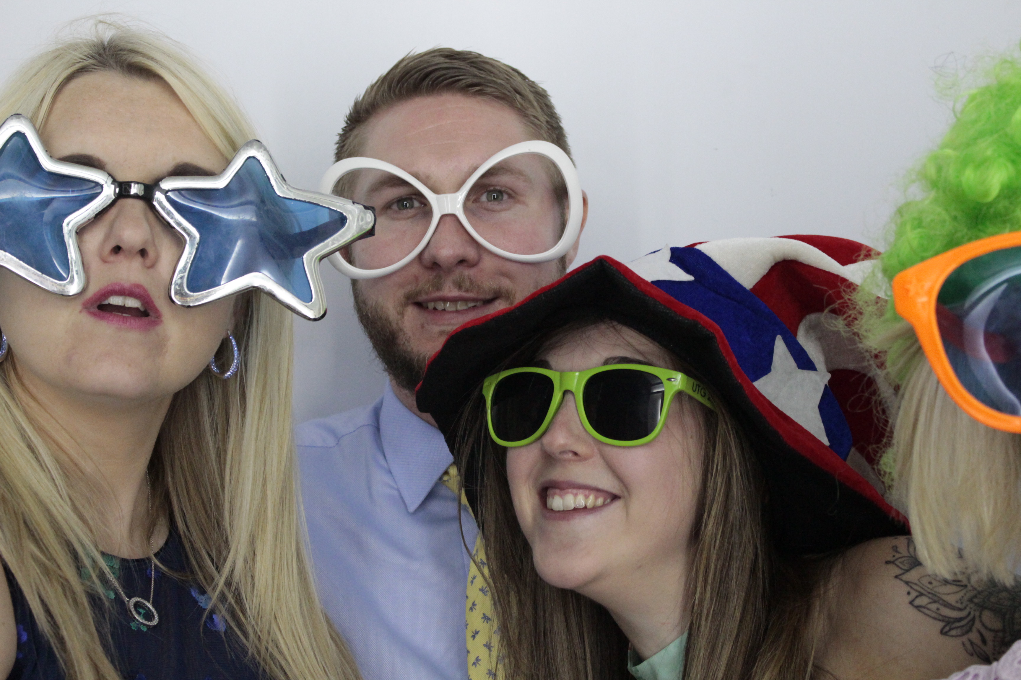 Jon and Sarah’s Wedding | View more photos from the event at gallery.myphotoboothexperience.co.uk/u/MyPhotoBoothExperienceLtd/Jon-and-Sarah’s-Wedding